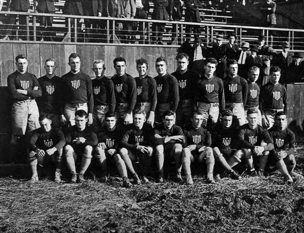 USA team v Australia, 1912. Frank Gard, 6th from left in back row.